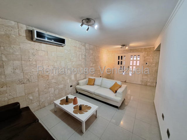 Casa Remodelada Tipo Dúplex – El Trigal Norte 26-3015 | SOLO CLIENTES