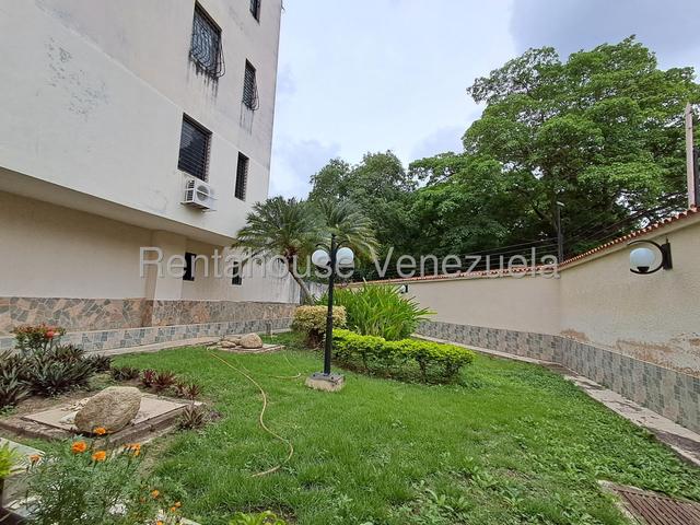 Apartamento en venta ubicado en Trigal Norte Valencia Carabobo codigo 26-6629 ELOISA MEJIA