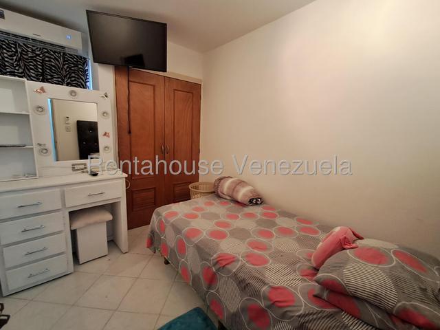Apartamento en venta ubicado en Trigal Norte Valencia Carabobo codigo 26-6629 ELOISA MEJIA