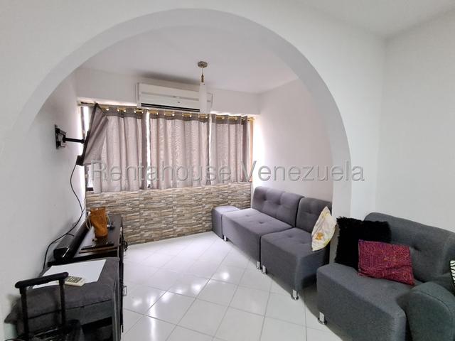Apartamento en venta ubicado en Trigal Norte Valencia Carabobo codigo 26-6629 ELOISA MEJIA