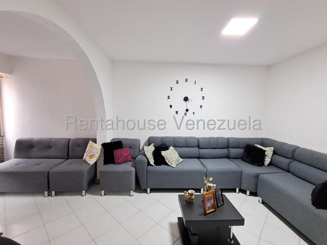 Apartamento en venta ubicado en Trigal Norte Valencia Carabobo codigo 26-6629 ELOISA MEJIA