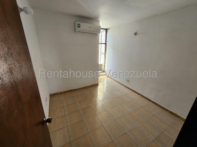 Guacara Apartamento en venta carabobo codigo 26-21103 ELOISA MEJIA