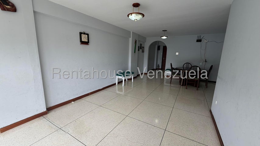 VENTA COLINAS DE BELLO MONTE #26-20039 