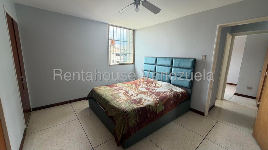 VENTA COLINAS DE BELLO MONTE #26-20039 