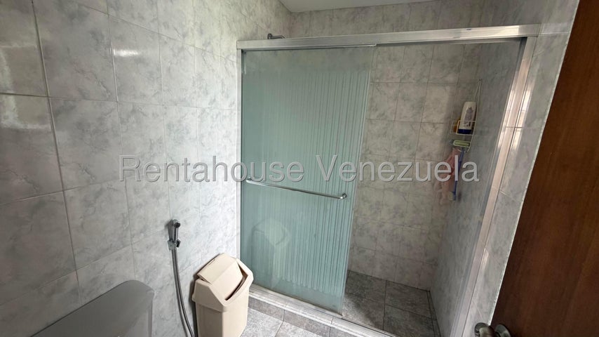 VENTA COLINAS DE BELLO MONTE #26-20039 