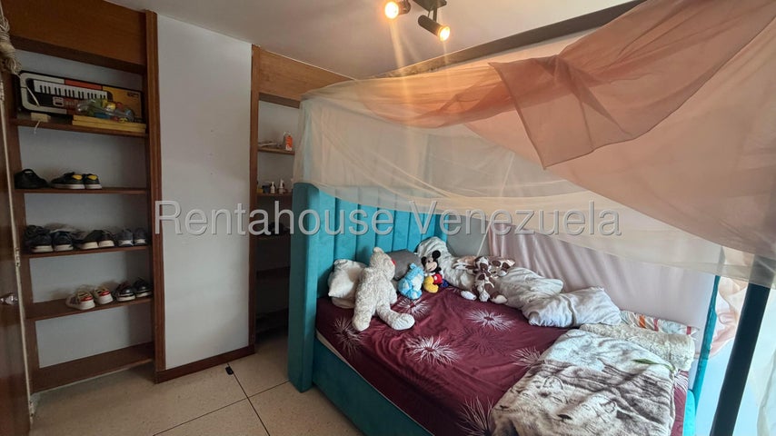 VENTA COLINAS DE BELLO MONTE #26-20039 