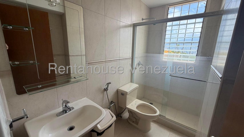 VENTA COLINAS DE BELLO MONTE #26-20039 