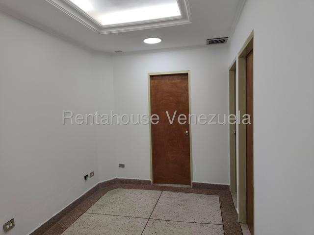 26-21357 Consultorio en alquiler Centro Medico Dr.Guerra Mendez Centro Valencia