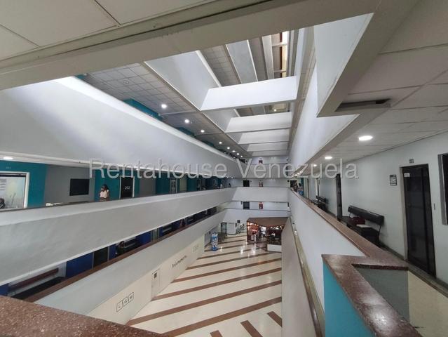 26-21357 Consultorio en alquiler Centro Medico Dr.Guerra Mendez Centro Valencia