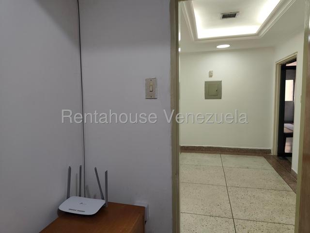 26-21357 Consultorio en alquiler Centro Medico Dr.Guerra Mendez Centro Valencia