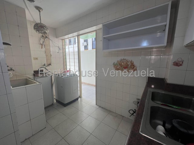 VENTA EN CHACAO  #26-21483