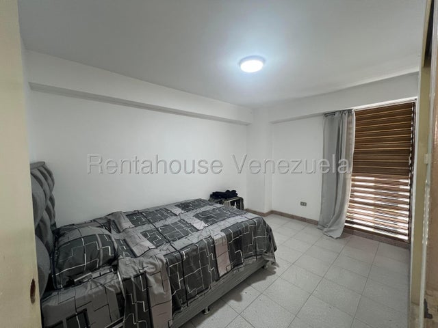 VENTA EN CHACAO  #26-21483
