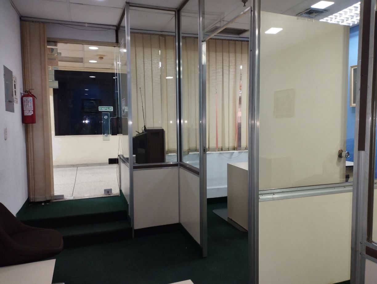 OFICINA EN VENTA, C.C. ARTA, AVD. TAMANACO, CHACAITO, MUNICIPIO LIBERTADOR