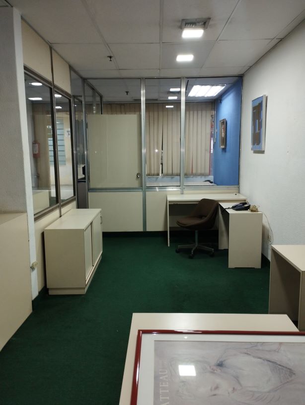 OFICINA EN VENTA, C.C. ARTA, AVD. TAMANACO, CHACAITO, MUNICIPIO LIBERTADOR