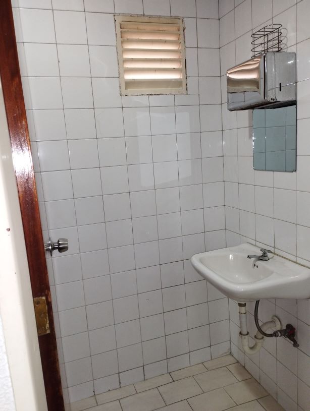 OFICINA EN VENTA, C.C. ARTA, AVD. TAMANACO, CHACAITO, MUNICIPIO LIBERTADOR