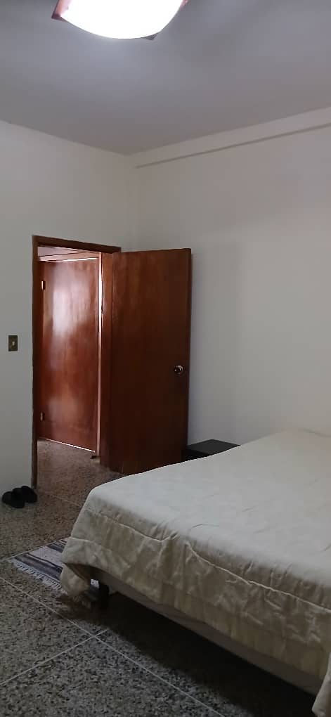 En venta, amplia y céntrica casa