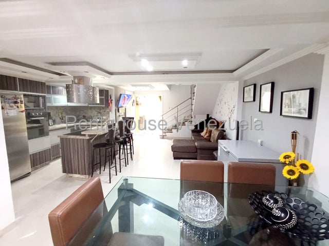 26-21962 En Venta: Impecable Townhouse en Conjunto Privado Sabana del Medio en San Diego