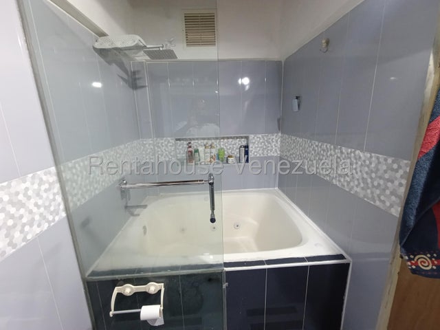 26-21962 En Venta: Impecable Townhouse en Conjunto Privado Sabana del Medio en San Diego