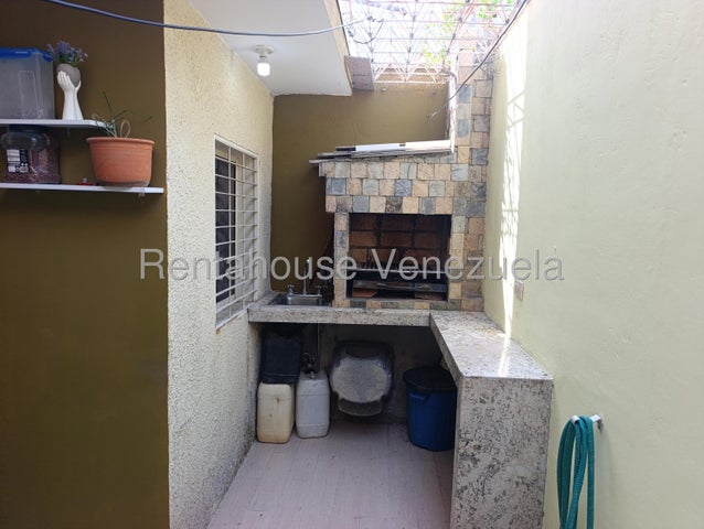 26-21962 En Venta: Impecable Townhouse en Conjunto Privado Sabana del Medio en San Diego