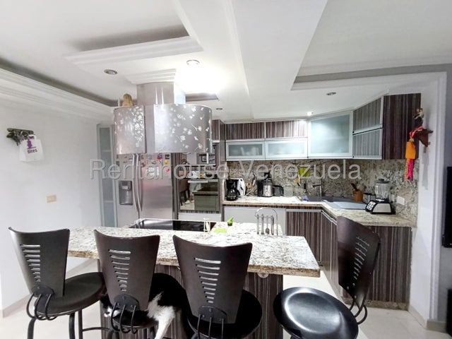 26-21962 En Venta: Impecable Townhouse en Conjunto Privado Sabana del Medio en San Diego