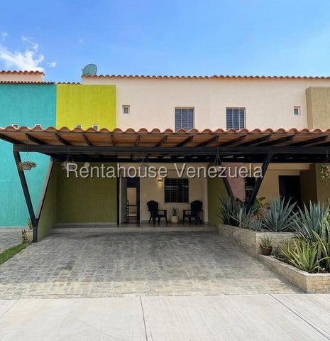 26-21962 En Venta: Impecable Townhouse en Conjunto Privado Sabana del Medio en San Diego