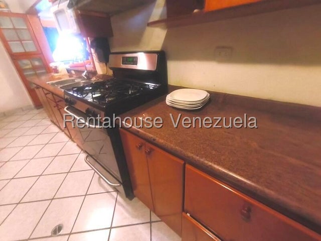 YL. Venta de Apto. en Balcones. Naguanagua #26-21078