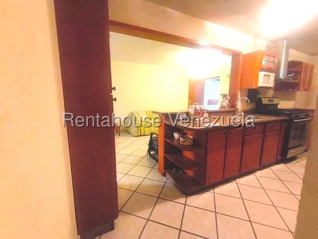 YL. Venta de Apto. en Balcones. Naguanagua #26-21078