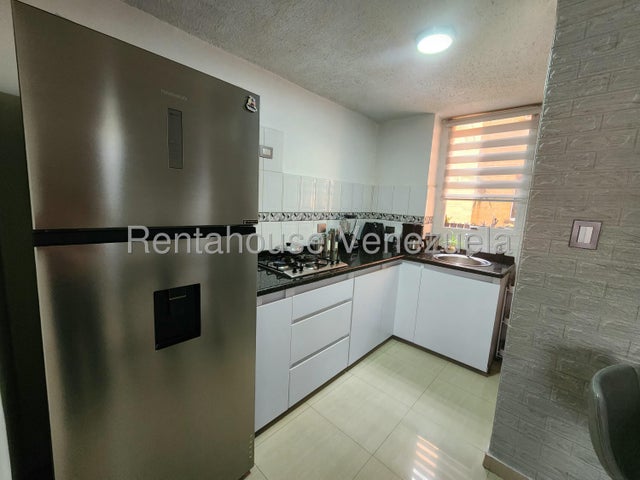 26-21918 En venta apartamento en piso 1 no muebles en Tulipan San Diego