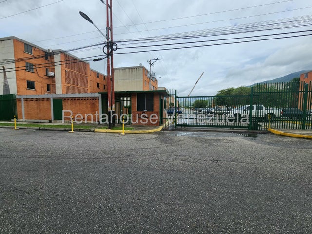 26-21918 En venta apartamento en piso 1 no muebles en Tulipan San Diego