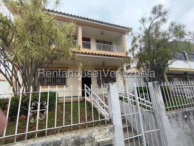 26-21870 Se ofrece en Venta Casa en Trigal Norte Valencia