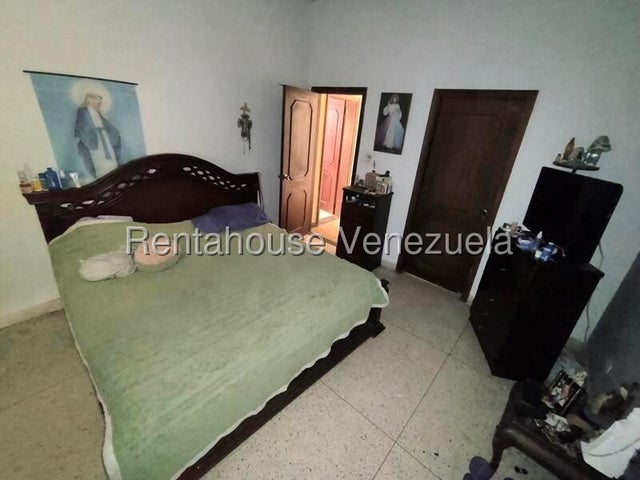 26-21870 Se ofrece en Venta Casa en Trigal Norte Valencia