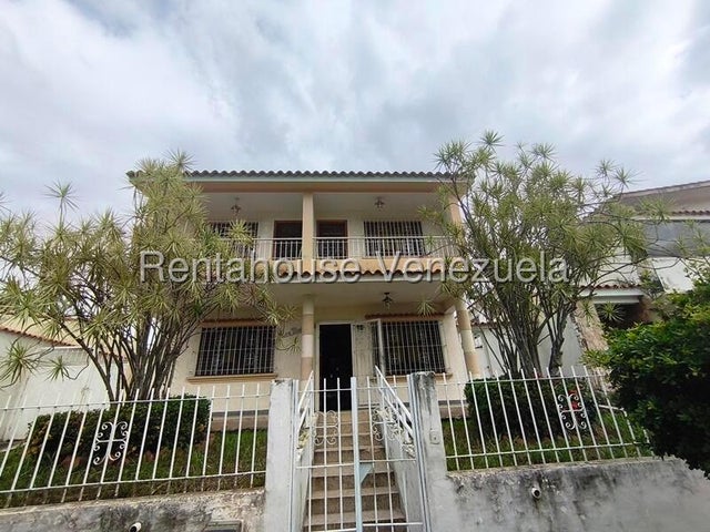 26-21870 Se ofrece en Venta Casa en Trigal Norte Valencia