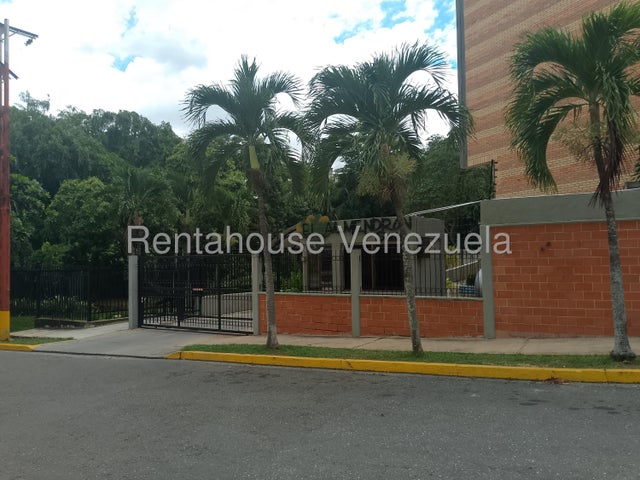 Rentahouse Venta de Apto. Res. Almendron  #26-3364