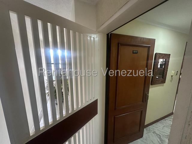 Venta de Apto. Karenna 4 Av. El Parral #26-18144