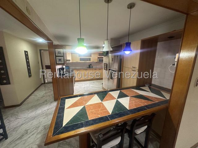 Venta de Apto. Karenna 4 Av. El Parral #26-18144