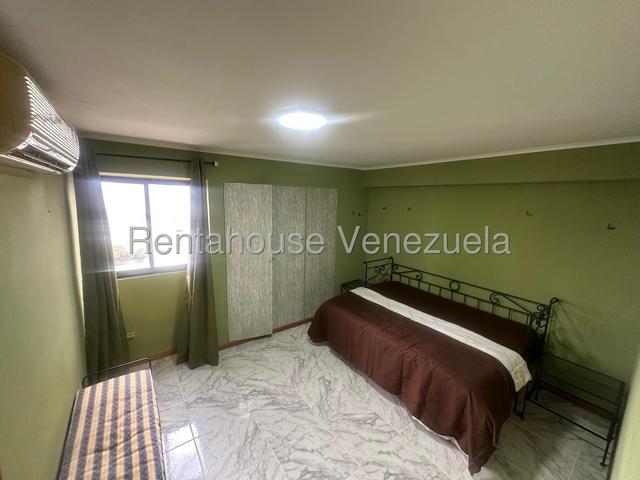 Venta de Apto. Karenna 4 Av. El Parral #26-18144