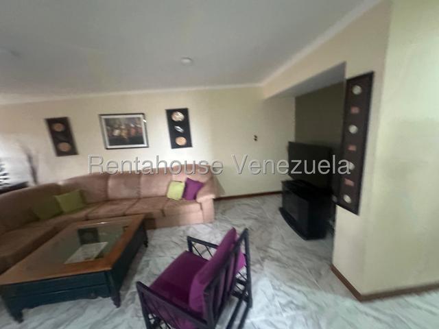 Venta de Apto. Karenna 4 Av. El Parral #26-18144