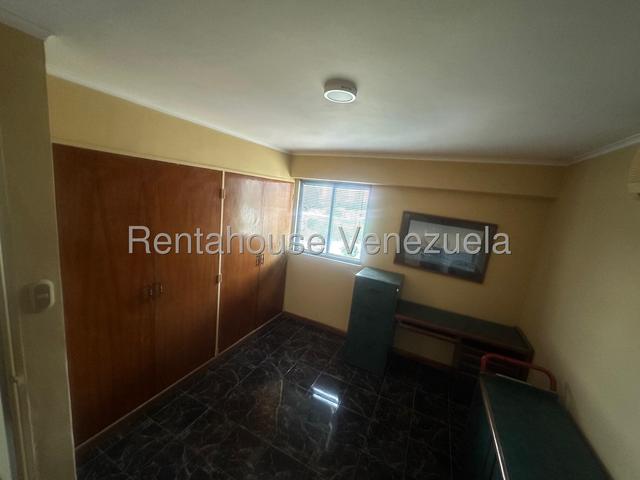 Venta de Apto. Karenna 4 Av. El Parral #26-18144