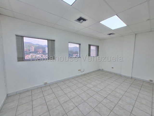 26-21828 en Alquiler oficina comercial 38 mts con una excelente ubicacion  4 Av de Prebo Reda Building