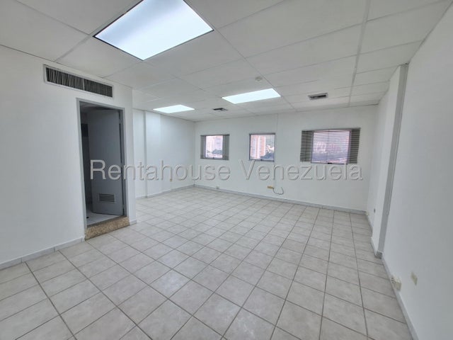 26-21828 en Alquiler oficina comercial 38 mts con una excelente ubicacion  4 Av de Prebo Reda Building