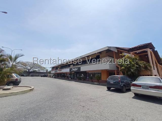 Venta de local C.C. Cariaprima San Joaquin #26-15955