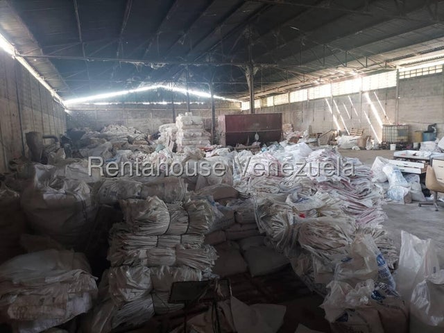 Galpon en alquiler ubicado en los guayos Carabobo codigo 27-49 ELOISA MEJIA