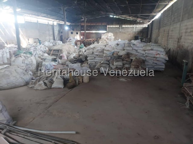 Galpon en alquiler ubicado en los guayos Carabobo codigo 27-49 ELOISA MEJIA