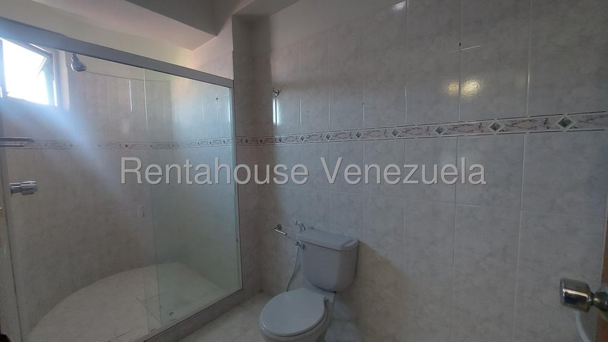 Los Mangos Apartamento en Alquiler ubicado en Valencia Carabobo codigo 27-178 ELOISA MEJIA