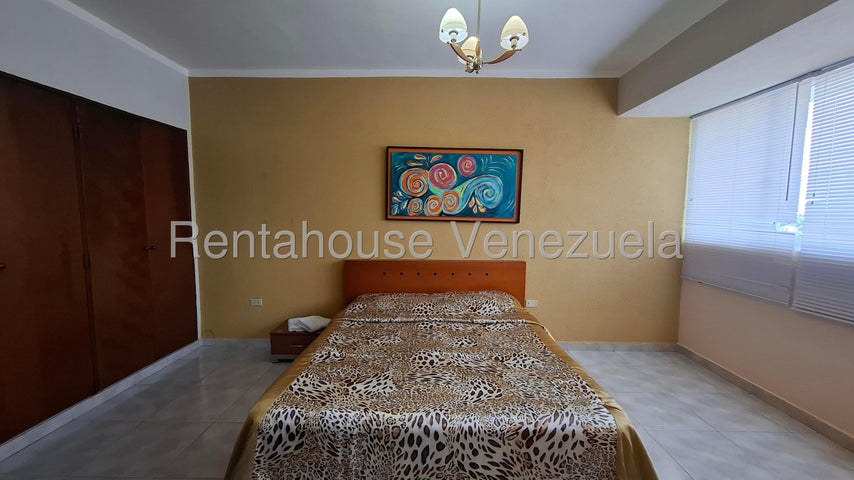 Los Mangos Apartamento en Alquiler ubicado en Valencia Carabobo codigo 27-178 ELOISA MEJIA