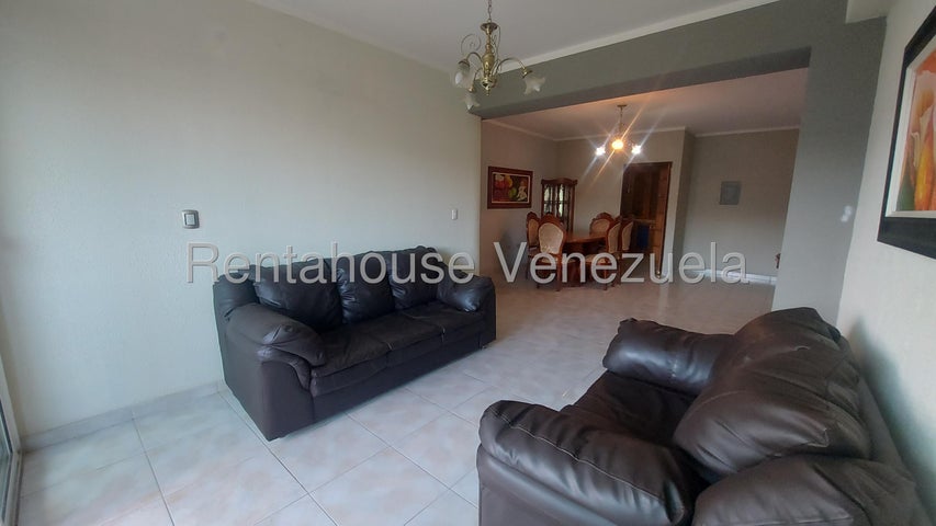 Los Mangos Apartamento en Alquiler ubicado en Valencia Carabobo codigo 27-178 ELOISA MEJIA
