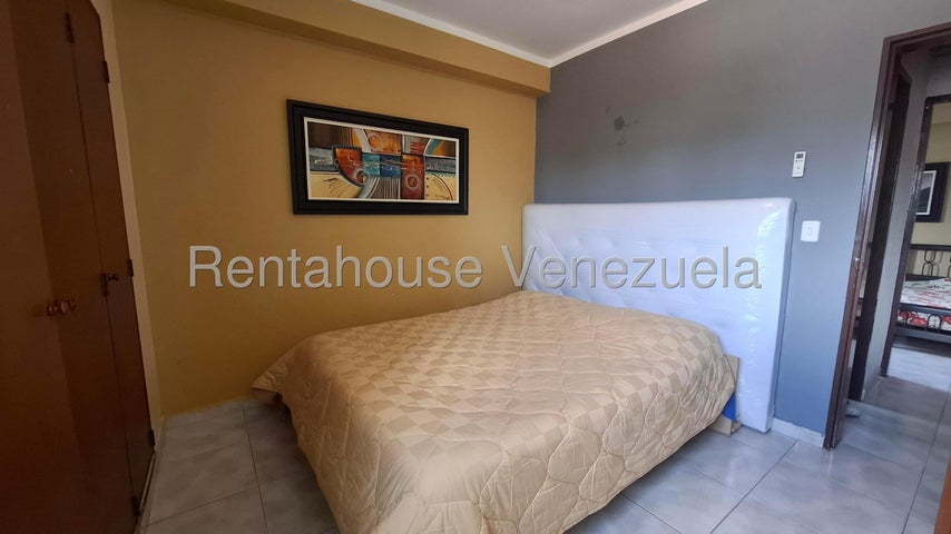 Los Mangos Apartamento en Alquiler ubicado en Valencia Carabobo codigo 27-178 ELOISA MEJIA