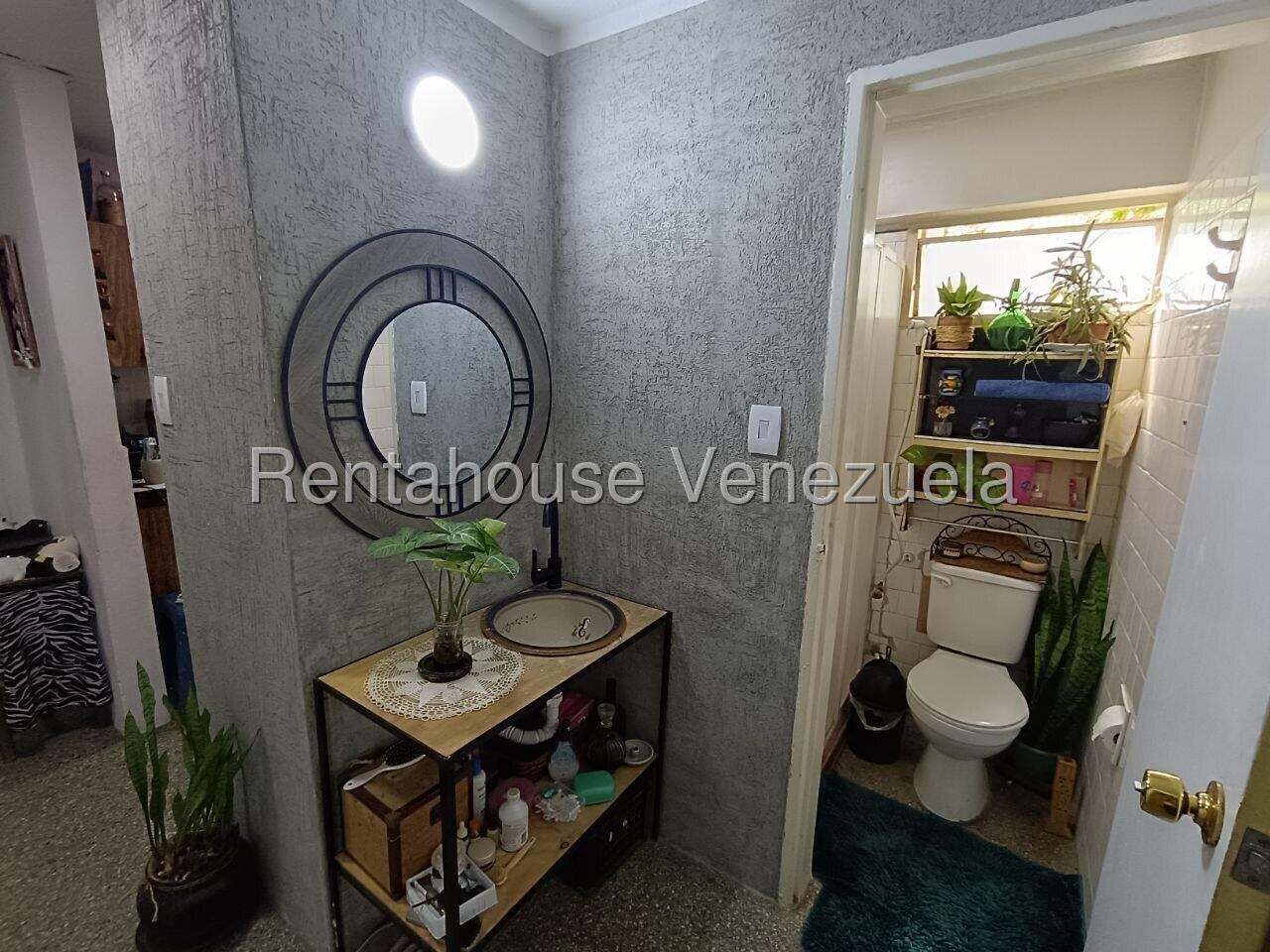 Apartamento en venta en la Kerdell cerca Av. bolivar norte valencia Carabobo 