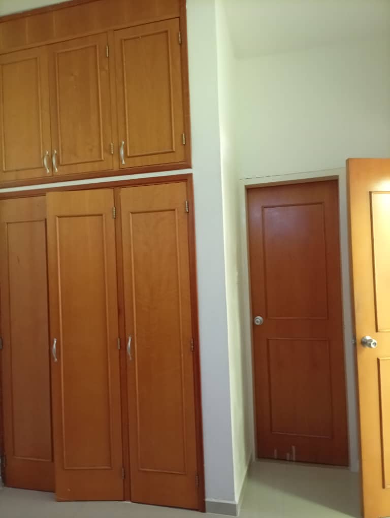 En Venta casa Urb. Sansur