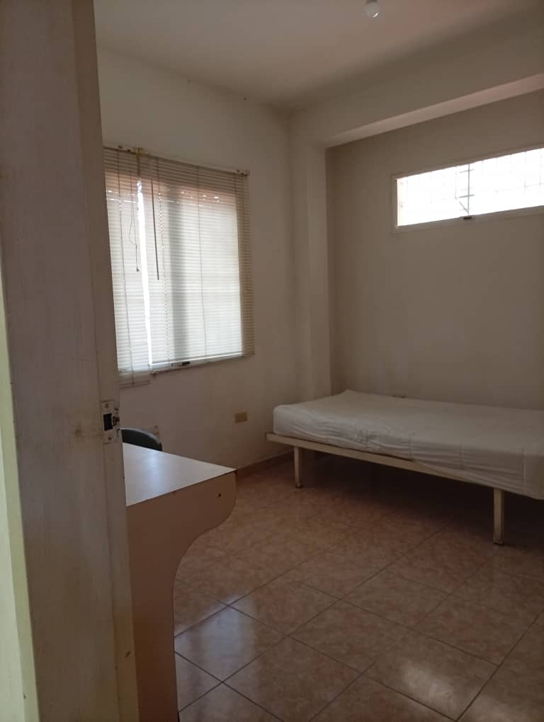 En Venta casa Urb. Sansur